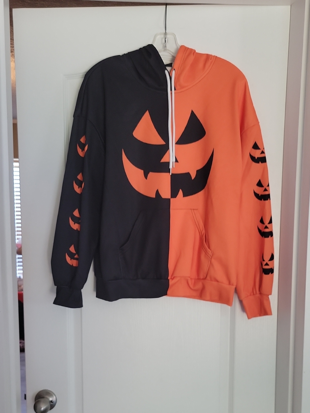 Men's Two-Tone Pumpkin Graphic Lightweight Hoodie Jacket - Black & Orange